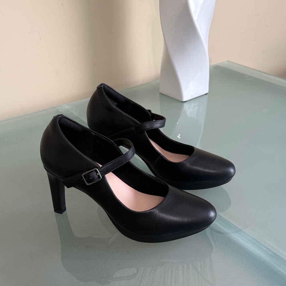 Clarks Mary Jane Heels Black Ankle Strap LEATHER Mary Jane Heels Size 8.5 - Picture 7 of 11